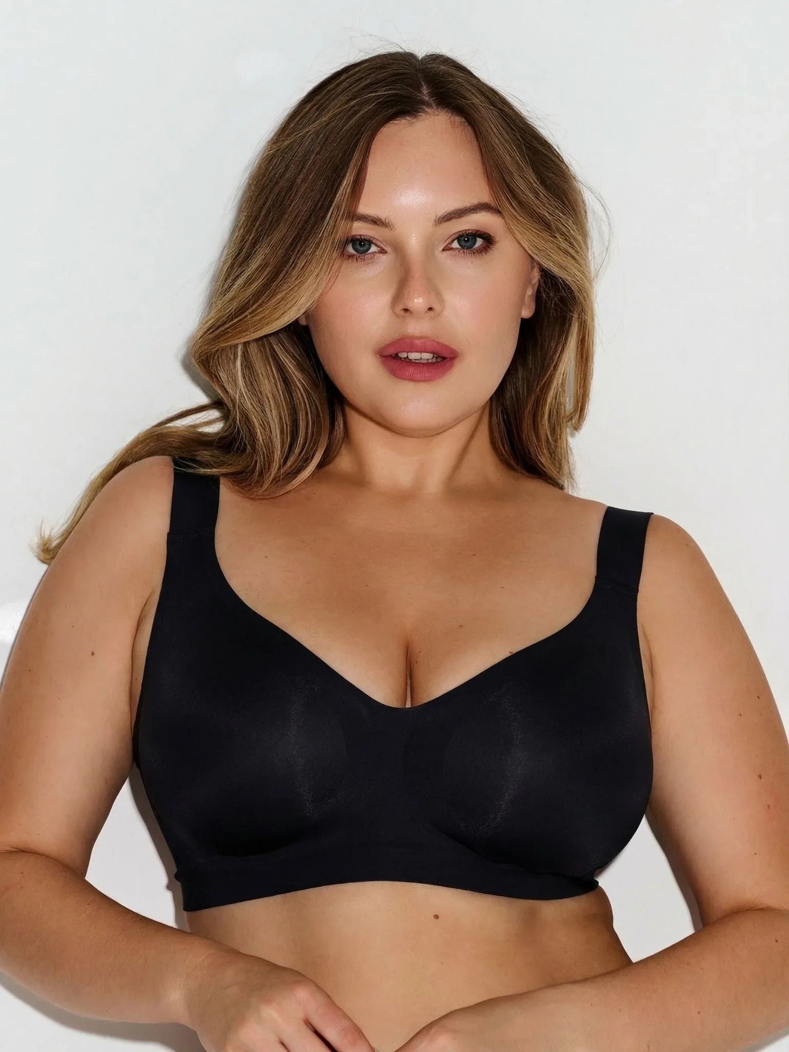 smoothform-comfort-bra-the-wireless-lift-obsidian-7926180 - ILARIA Intimates
