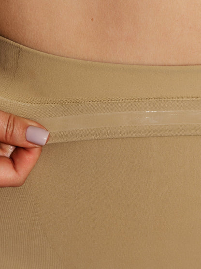 CurveHold Shaping Thong – High Waisted Seamless Shapewear - ILARIA Intimates