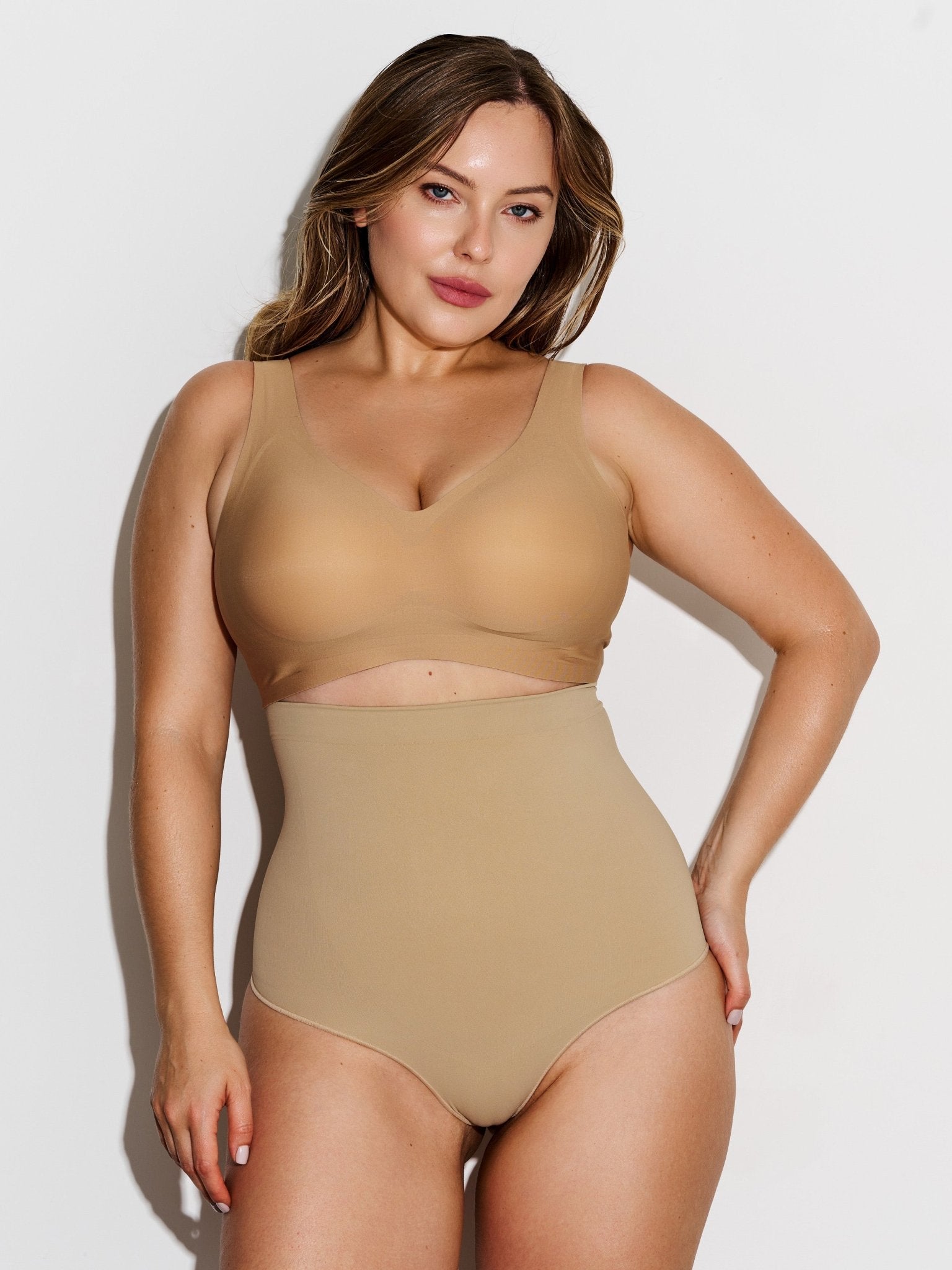 CurveHold Shaping Thong – High Waisted Seamless Shapewear - ILARIA Intimates