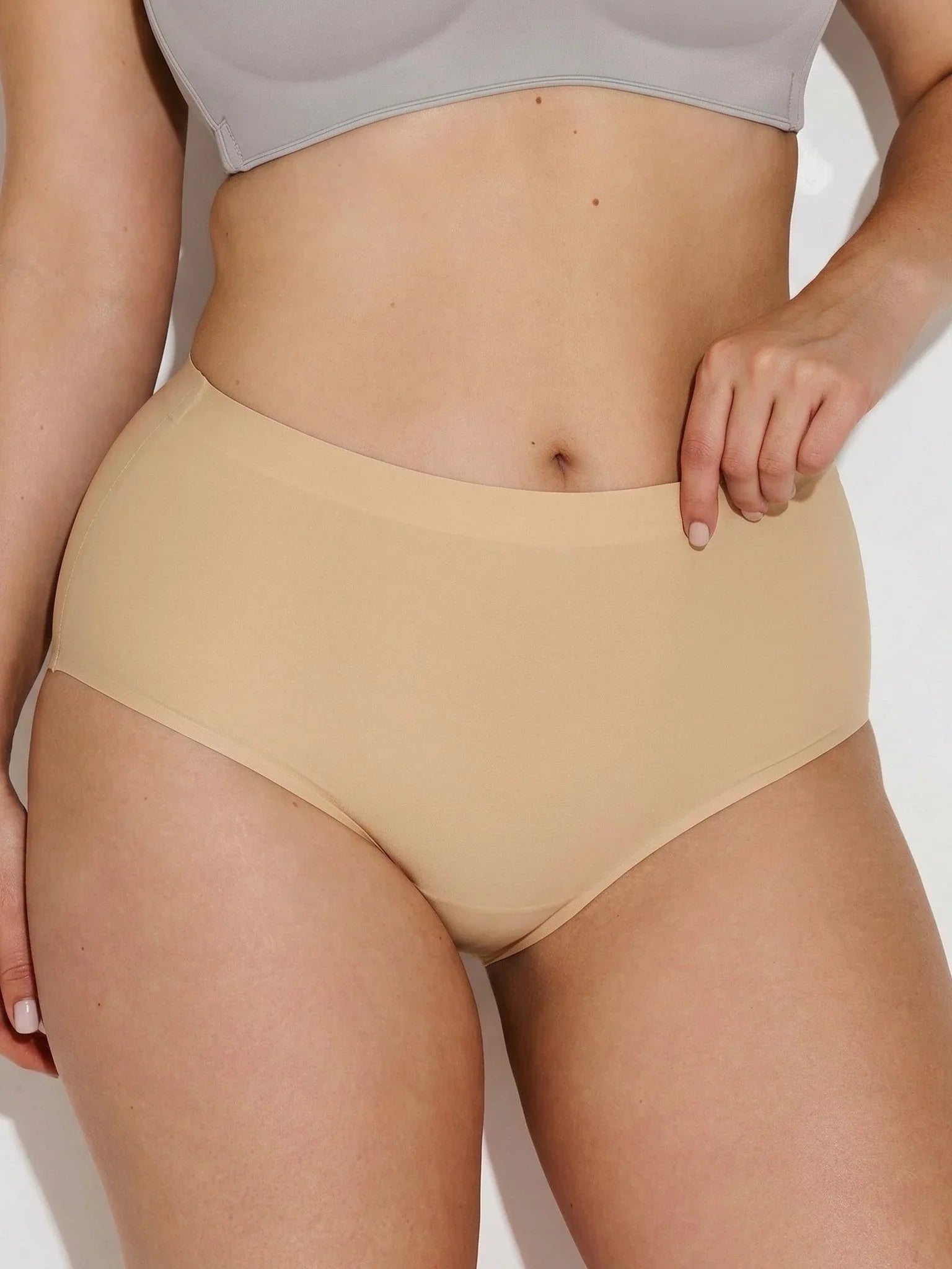 softline-briefs-sandstone-seamless-no-show-panties-with-cotton-gusset-3275188 - ILARIA Intimates 