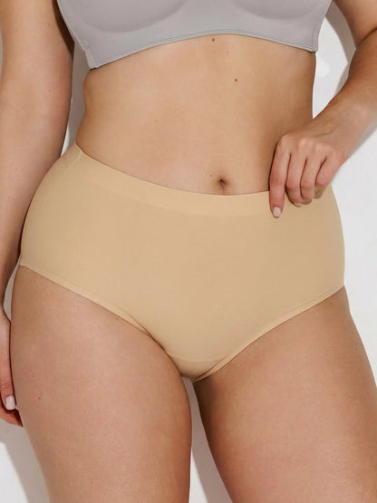 softline-briefs-sandstone-seamless-no-show-panties-with-cotton-gusset-3275188 - ILARIA Intimates 