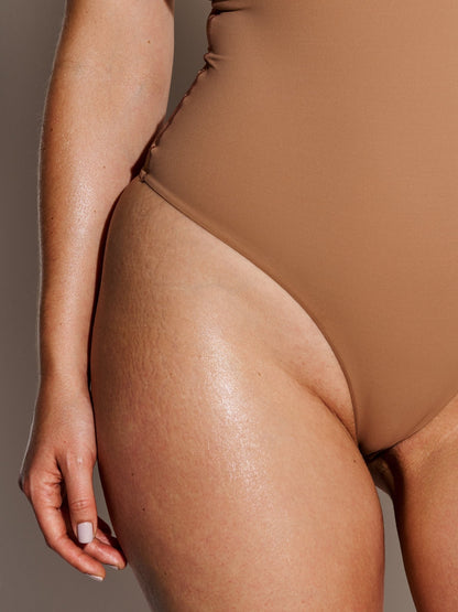 StreetForm Bodysuit – Slim Fit Short Sleeve with Snap Closure - ILARIA Intimates